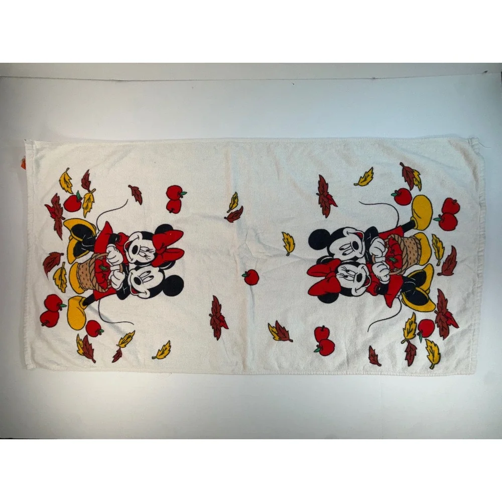 Disney Mickey Minnie Mouse Autumn Harvest Hand Towel White Fall Leaves Apples